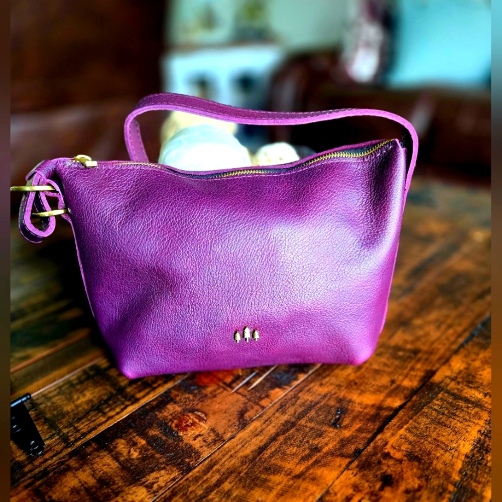 Plg Small Slouchy In Color Plum!!